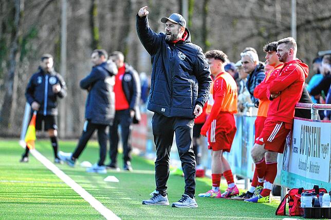 Bild 7: Der FC 08 Bad Säckingen siegt gegen FC Dachsberg mit 3:0 &ndash; und wir haben die Bilder!