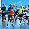 Morgens 7.15 Uhr auf dem Flugplatz in Interlaken beim Start des 28. Jungfrau-Marathon. Mit dabei Benedikt Hoffmann aus Wahlwies (Mitte ...