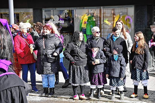 Bild 5: St. Georgen feiert Fasnacht: Kinderumzug mit Elfen, Piraten & Schneemännern – die besten Fotos!