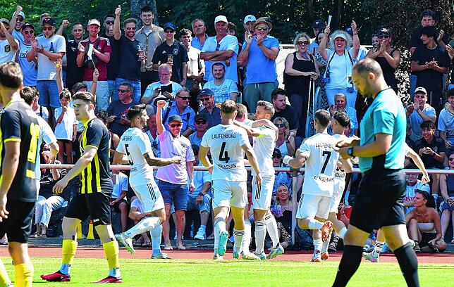 Bild 39: SV 08 Laufenburg steigt nach 2:1 gegen 1. SV Mörsch in die Verbandsliga auf – wir haben Fotos! (I)