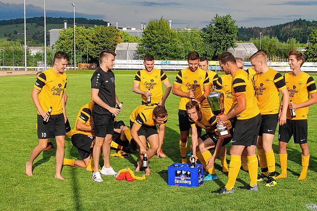 Bild 1: VfR Horheim-Schwerzen gewinnt Küssaburg-Pokalturnier &ndash; und wir haben Bilder!
