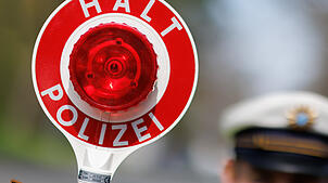 Die Polizei erwischte zahlreiche Verkehrssünder (Symbolbild)
