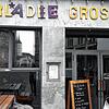 Gendern mit Pfiff: Aus dem bekannten Kulturzentrum &bdquo;Karl der Grosse&ldquo; wurde &bdquo;Karla die Grosse&ldquo;. Das Lokal ...
