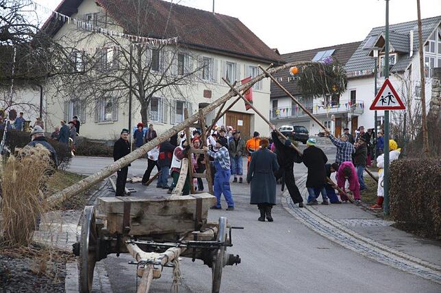 Bild 43: Schmotziger Donnerstag in Mühlingen: Unvergessliche Momente in einzigartigen Bildern!