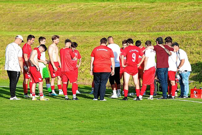 Bild 29: FC Erzingen besiegt den FC Bergalingen mit 2:1 – und wir haben Fotos!
