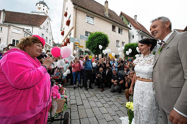 Bild 4: Anita Hofmann hat im Meßkircher Rathaus "Ja" gesagt
