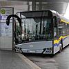 Ein Bus der Stadtwerke Singen im Busbahnhof am Bahnhof: Zum Jahreswechsel werden die Tickets teurer, und das teilweise deutlich.