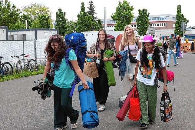Bild 26: Die Camper sind da und stimmen sich aufs Campus-Festival 2024 ein
