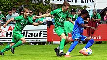 Eine 1:2-Heimniederlage im ersten Aufstiegsspiel zur Landesliga musste der TSV Aach-Linz hinnehmen. Hier verfolgen die beiden ...