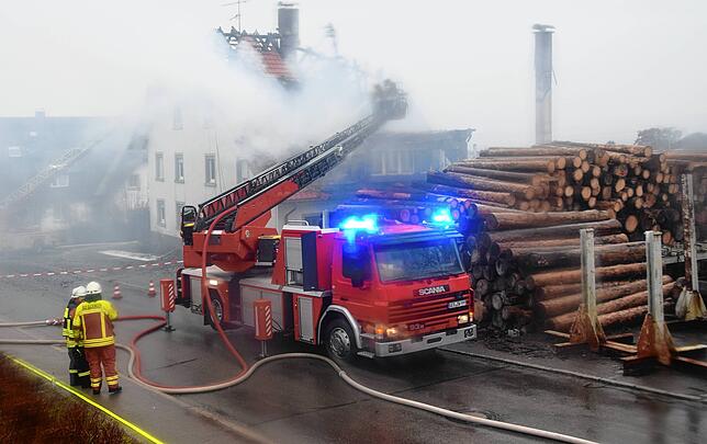 Bild 1: Brand im Sägewerk: Bilder vom Einsatz in Murg-Hänner