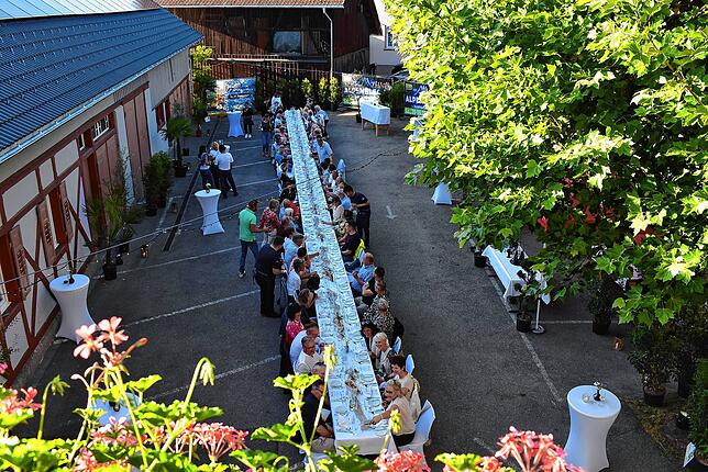 Bild 8: Die besten Bilder von der Langen Tafel zum Gemeindejubiläum