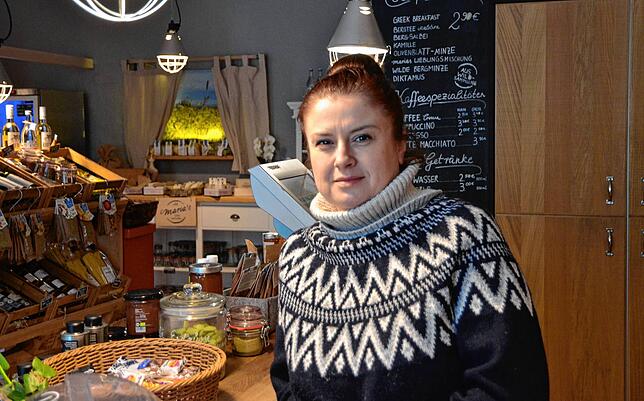 Maria Chatzi Beis Unverpacktladen in der Hauptstraße würde eine Verlegung des Markts neue Kunden bringen.