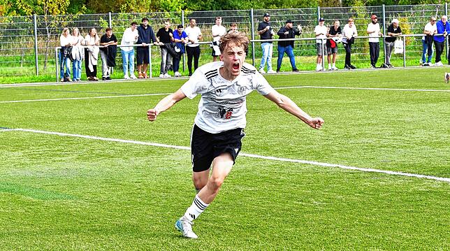 Bild 41: SV Obersäckingen trennt sich im Stadt-Derby mit 3:3 vom FC 08 Bad Säckingen – und wir haben Fotos!