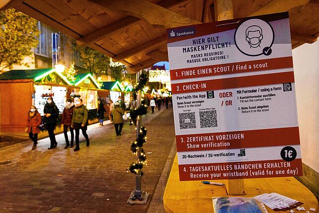 Am 18. November war er noch geöffnet, der Weihnachtsmarkt von Freiburg. Nur wenige Tage später musste er wieder schließen. Eigentlich ...
