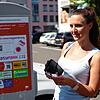 Noch kann Nelly Eugster, Immobilienverwalterin in der Schweiz, einen Parkschein auf dem Stephansplatz kaufen. Doch in Teilen der ...