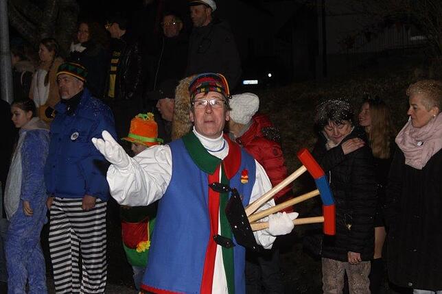 Bild 17: Bilder des große Narrentreffen der Kuhsattler in der Gemeinde Hohenfels &ndash; Teil 2