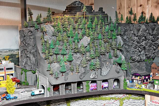 Bild 30: Bilder von der XXL-H0-Modelleisenbahn von Markus Horn