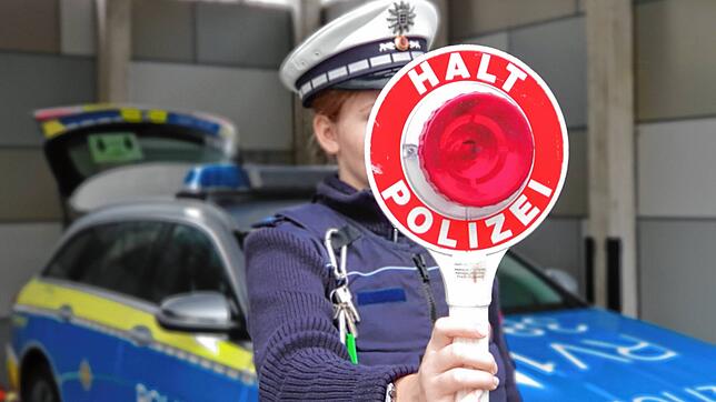 Die Landespolizei von Baden-Württemberg. Das Foto entstand als Symbolfoto im Polizeirevier Überlingen, das zum Polizeipräsidium ...