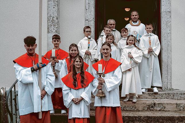 Bild 4: Heiliges Sakrament: Alle Bilder zur Kommunion und Konfirmation im Raum Stockach