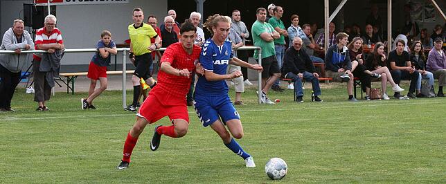 Bild 19: SC Freiburg U17 mit Luis Weber und Marek Bleise besiegen den FC Winterthur U18 mit 5:1 &ndash; und wir haben die Bilder!