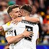 Ein Traumstart für die DFB-Elf in die Heim-EM. Deutschlands Niclas Füllkrug (rechts) jubelt mit Maximilian Mittelstädt nach seinem Tor ...