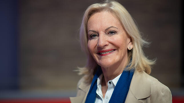 Gaby Hauptmann ist hauptberuflich Schriftstellerin &ndash; im SWR ist sie zudem Gastgeberin einer Talkshow.