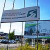 Auf dem bisherigen Parkplatz zwischen der Ortsdurchfahrt und dem Sulzerring in Tiengen plant die Firma Schleith den Bau des ...
