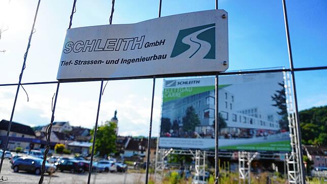 Auf dem bisherigen Parkplatz zwischen der Ortsdurchfahrt und dem Sulzerring in Tiengen plant die Firma Schleith den Bau des ...