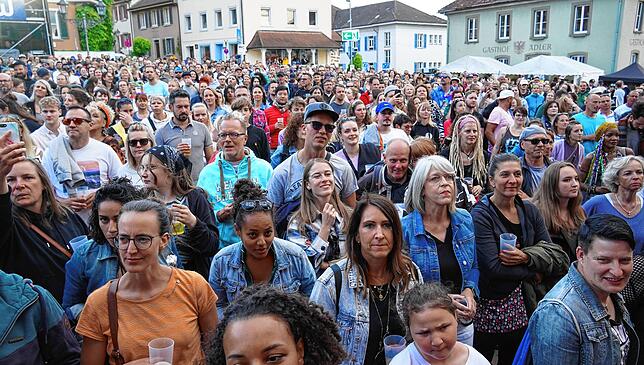 Vom 17. bis 20. Mai wird der Marktplatz wieder zur großen Open-Air-Bühne werden. Neben Melissa Naschenweng treten in diesem Jahr auch ...