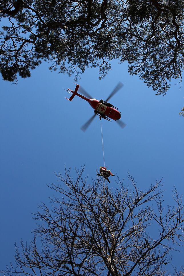 Rettungseinsätze in der Wutachschlucht müssen häufig auch aus der Luft erfolgen, da das Gebiet an manchen Punkten schwer erreichbar ist ...