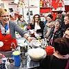So viel Nähe wie auf diesem Bild, das im Jahr 2019 entstand, wird das Hygiene-Konzept 2022 wohl nicht zulassen, dennoch freuen sich die ...