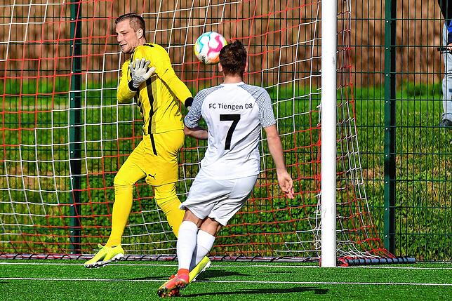 Bild 3: FC Tiengen 08 siegt 3:1 beim TuS Binzen &ndash; und wir haben Bilder!