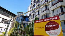 Im ehemaligen Klinikgebäude sollten altersgerechte Wohnungen entstehen und auf zwei Stockwerken ein Altenheim einziehen.