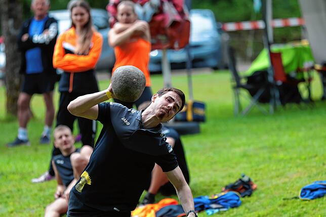 Bild 3: 135 Teilnehmer beim 70. Bergturnfest auf dem Dachsberg – wir haben Fotos!