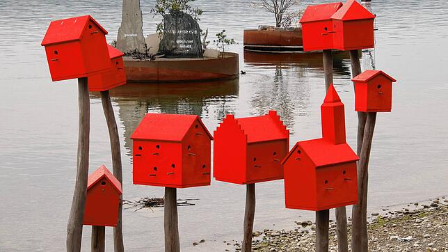 Die Landesgartenschau in Überlingen startet am 30. April. Hier ein Bild vom Ufer vor den Villengärten, im Hintergrund die schwimmenden ...