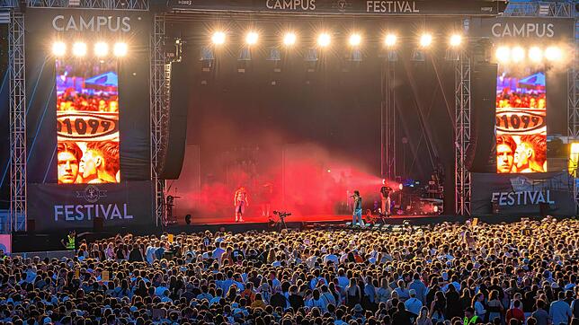 (Archivbild von Mai 2024) Ein Festival-Highlight des vergangenen Jahres: Die Hip-Hop-Gruppe 01099 aus Dresden lockte knapp 20.000 ...