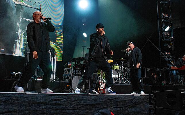 Thomas D., Michi Beck und Smudo (von links) auf der Open-Air-Bühne in Salem.