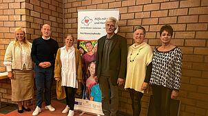 Barbara Durul (Kassiererin), Jonathan Berggötz, 2. Vorsitzende Skarlet Dietrich, Erwin Nopper (Beisitzer), Ingrid Krickl (Vorsitzende), ...