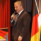 Der AfD-Bundestagsabgeordnete Martin Hess sorgte mit markigen Ansagen für den größten Beifall.