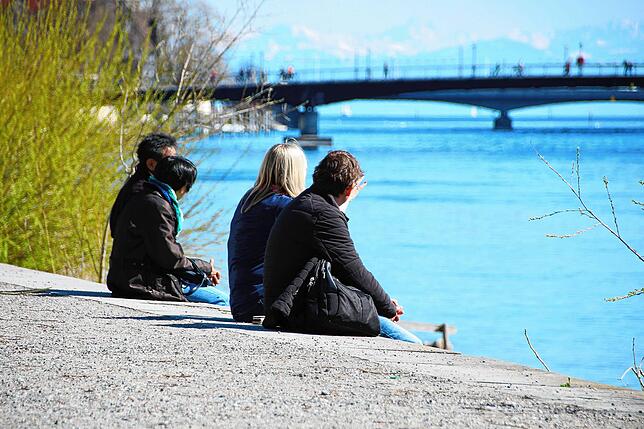 Die überwältigende Mehrheit genoss Wetter und Promenaden ohne Alkohol.