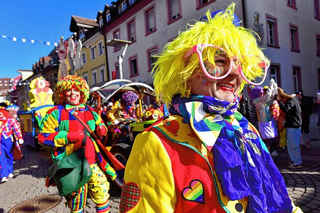 Bild 16: Fasnetmontag in Villingen: Die Südstadtclowns ziehen alle Blicke auf sich – jetzt die Bilder sehen!