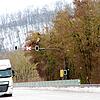Die nur 1,50 Meter hohe Lärmschutzwand an der Bundesstraße 314 bei Ofteringen (rechts) bleibt weiterhin ein Thema. Nun fand dieses ...