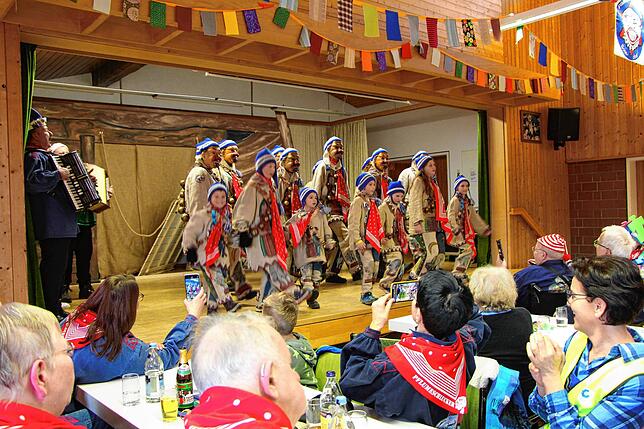 Bild 18: Beste Stimmung bei der Seniorenfasnet in Bonndorf. Wir haben die Bilder!
