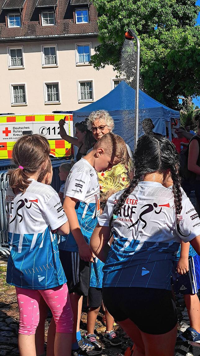 Bild 14: Mehr als 2500 beim Trompeterlauf – das sind die Bilder