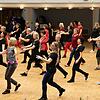 Die Choreografien beim Linedance sind international bekannt und machen es leicht, sich irgendwo auf der Welt einer anderen Gruppe ...