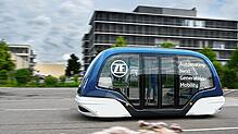 Bereit für die Mobilitätswende: Der Shuttlebus von ZF fährt autonom und kommt ohne Fahrer aus. Dazu hat er einen Elektroantrieb.