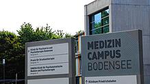 Das Klinikum Friedrichshafen: Zum kommenden Jahr will die Stadt Friedrichshafen die Trägerschaft für den Klinikverbund abgeben.