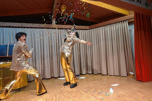 Bild 10: Frauenfasnacht in Görwihl: Der Großangriff auf deine Lachmuskeln!