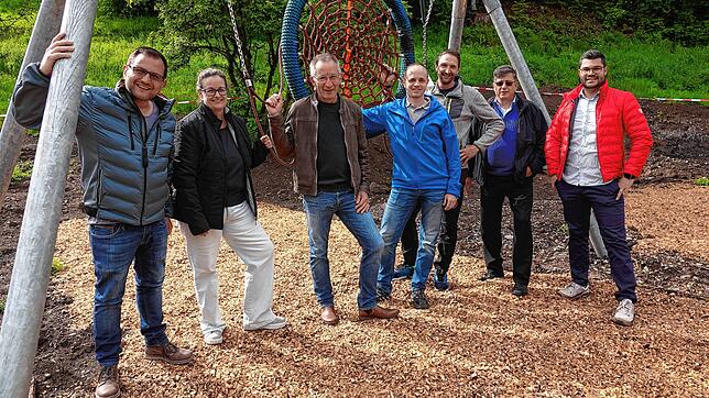 Der Freie Wähler Ortsverband Rickenbach will, dass es mit dem Hirschgarten-Areal vorwärts geht (von links): Thomas Braun, Eva Riekewald, ...