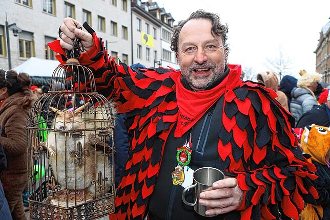 Bild 23: Narrenmarkt 2025: Alle Bilder von den Besuchern auf der Marktstätte
